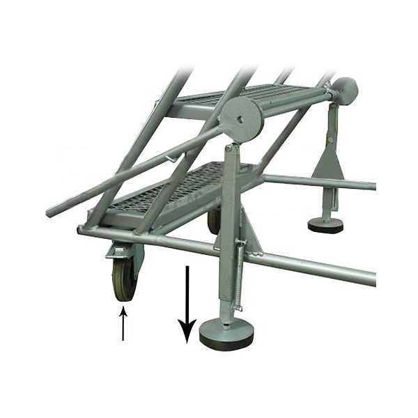 Escaleras tipo avión medidas especiales Chile con memoria de cálculo - Detalle plataforma antideslizante seguridad laboral